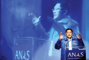 Anas Urbaningrum Anas Urbaningrum